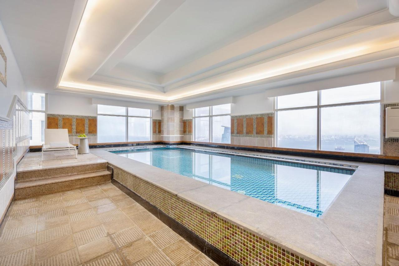 Dusit Hotel & Suites - Ντόχα Εξωτερικό φωτογραφία The pool at the 88th floor